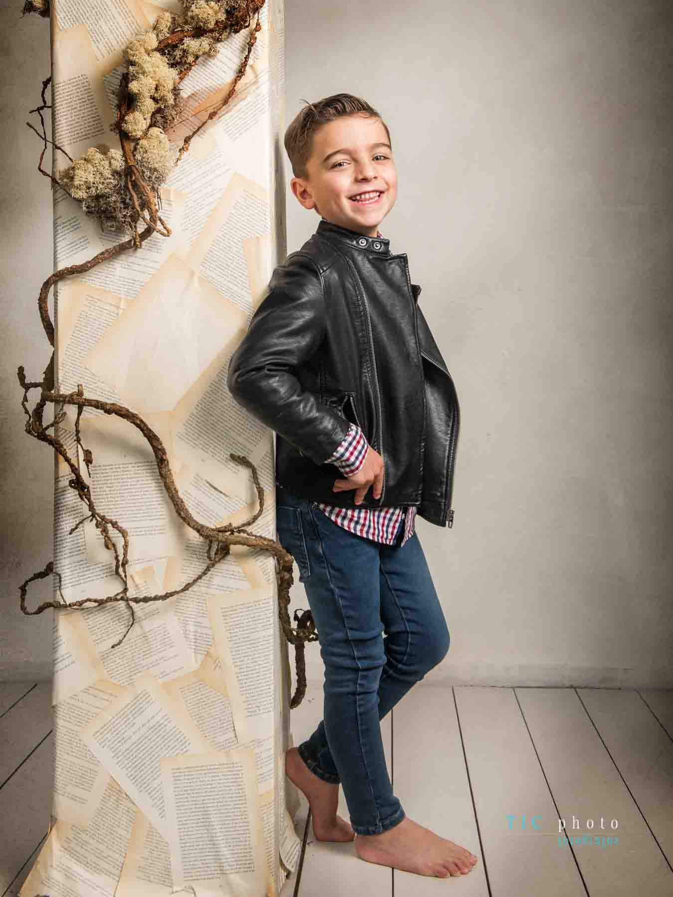 Fotos de estudio con 3 niños 7